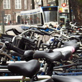 Multe biciclete parcate amsterdam - Olanda