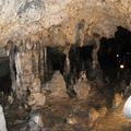Pestera Muierilor - coloane si stalagmite