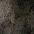 Pestera Muierilor - stalactita cu forma de cascada pe tavan